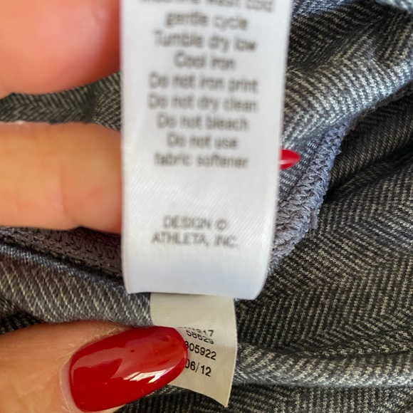 🚨JUST REDUCED🚨 Athleta Gray Herringbone Lined Leggings Ruched Size XS - Picture 7 of 8